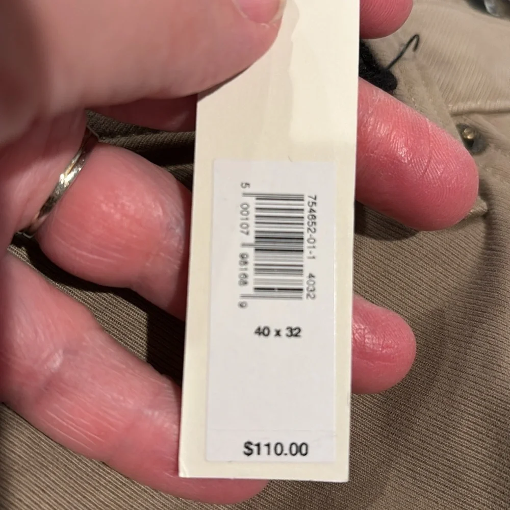 NWT Banana Republic Skinny Traveler 2.0 Khaki beige Pant Size 40 x 32.